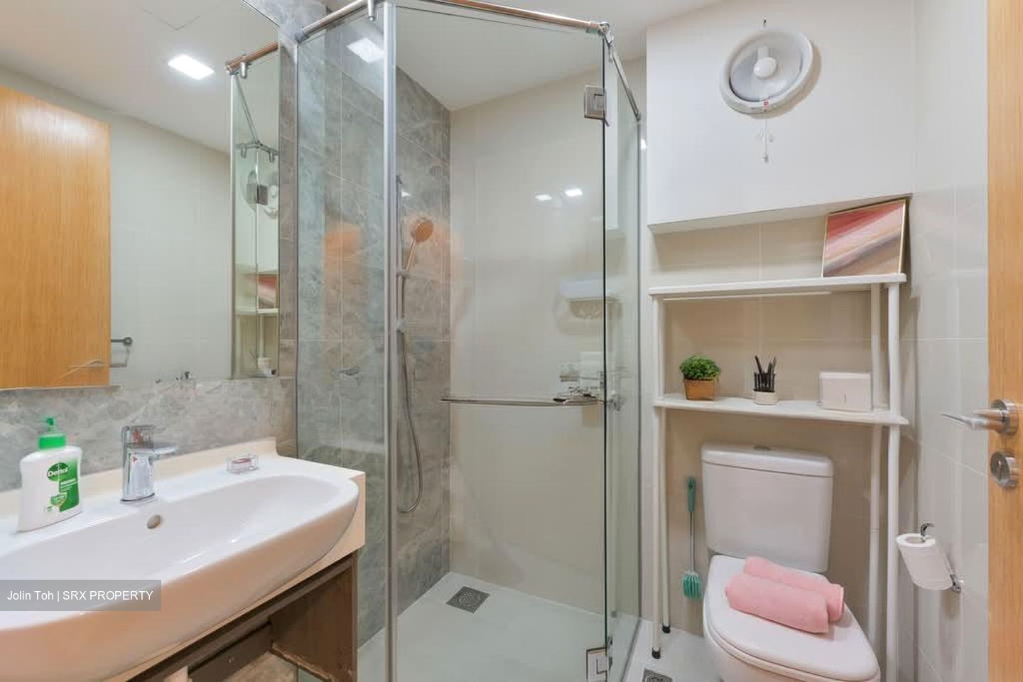 La Fiesta (D19), Condominium #562458681